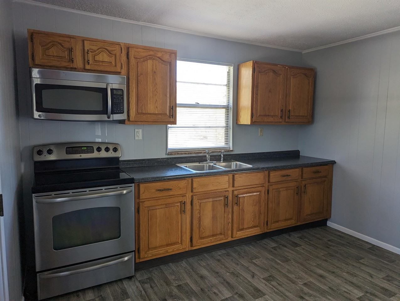 306 Ceaser St #1 - Photo 6 of 9