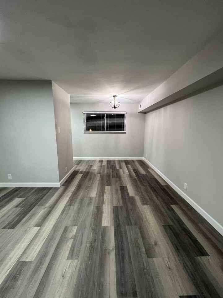 7841 Big Bend Blvd Apt 7 #7841-7 - Photo 2 of 9