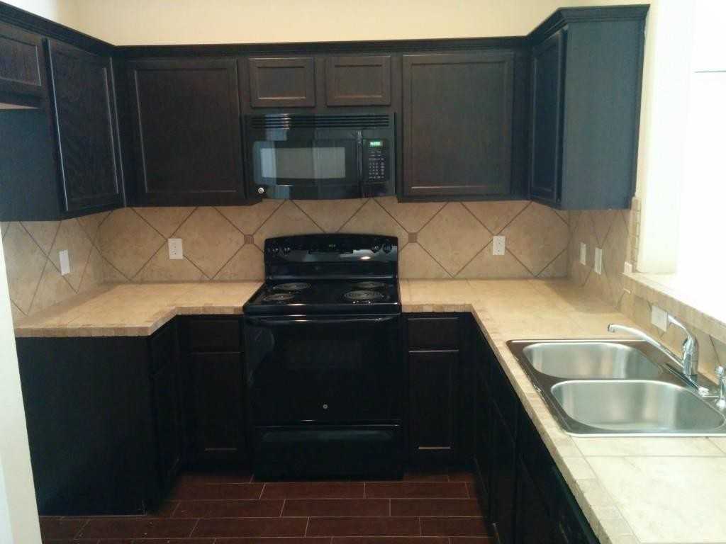 155 Creekside Villa Dr #1 - Photo 4 of 10