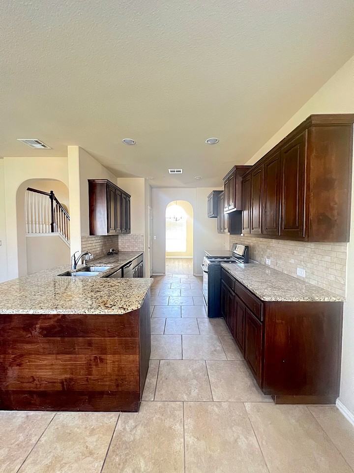 7005 Harrall Ranch Rd #1 - Photo 3 of 12