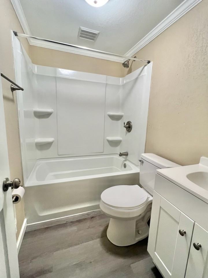 401 S Brett St #401 - Photo 7 of 8