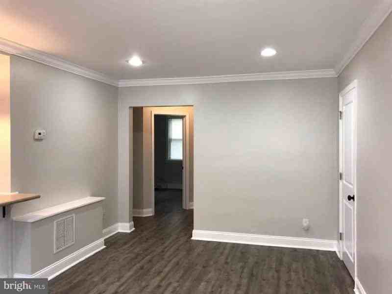 1106 Gleneagle Rd #2 - Photo 4 of 10