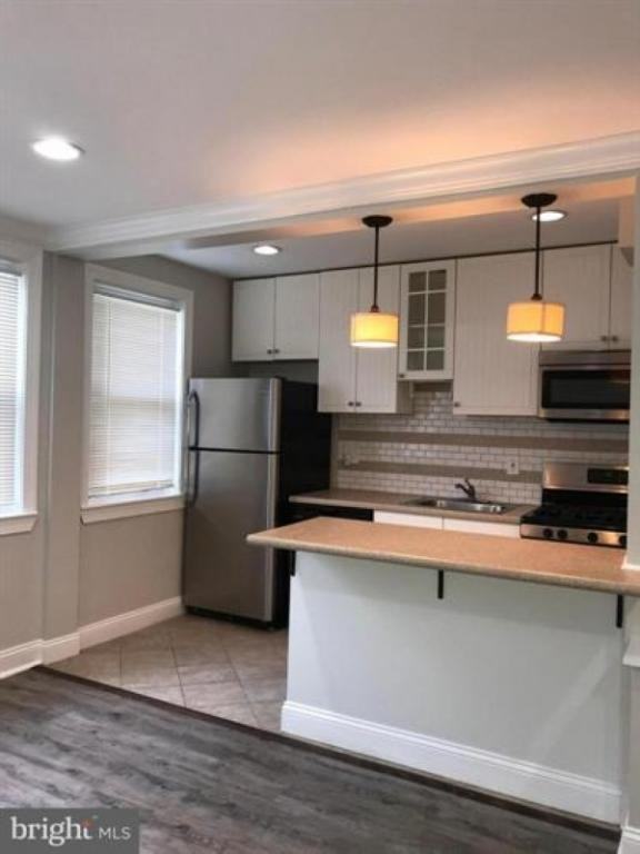 1106 Gleneagle Rd #2 - Photo 2 of 10