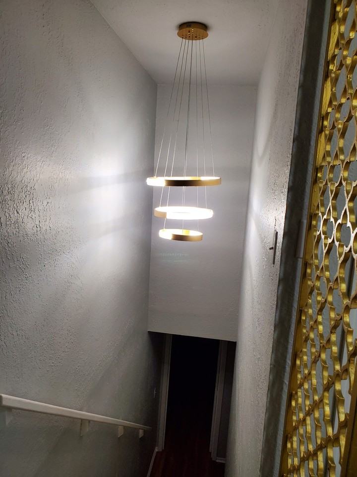 3808 N Hills St - Photo 3 of 12