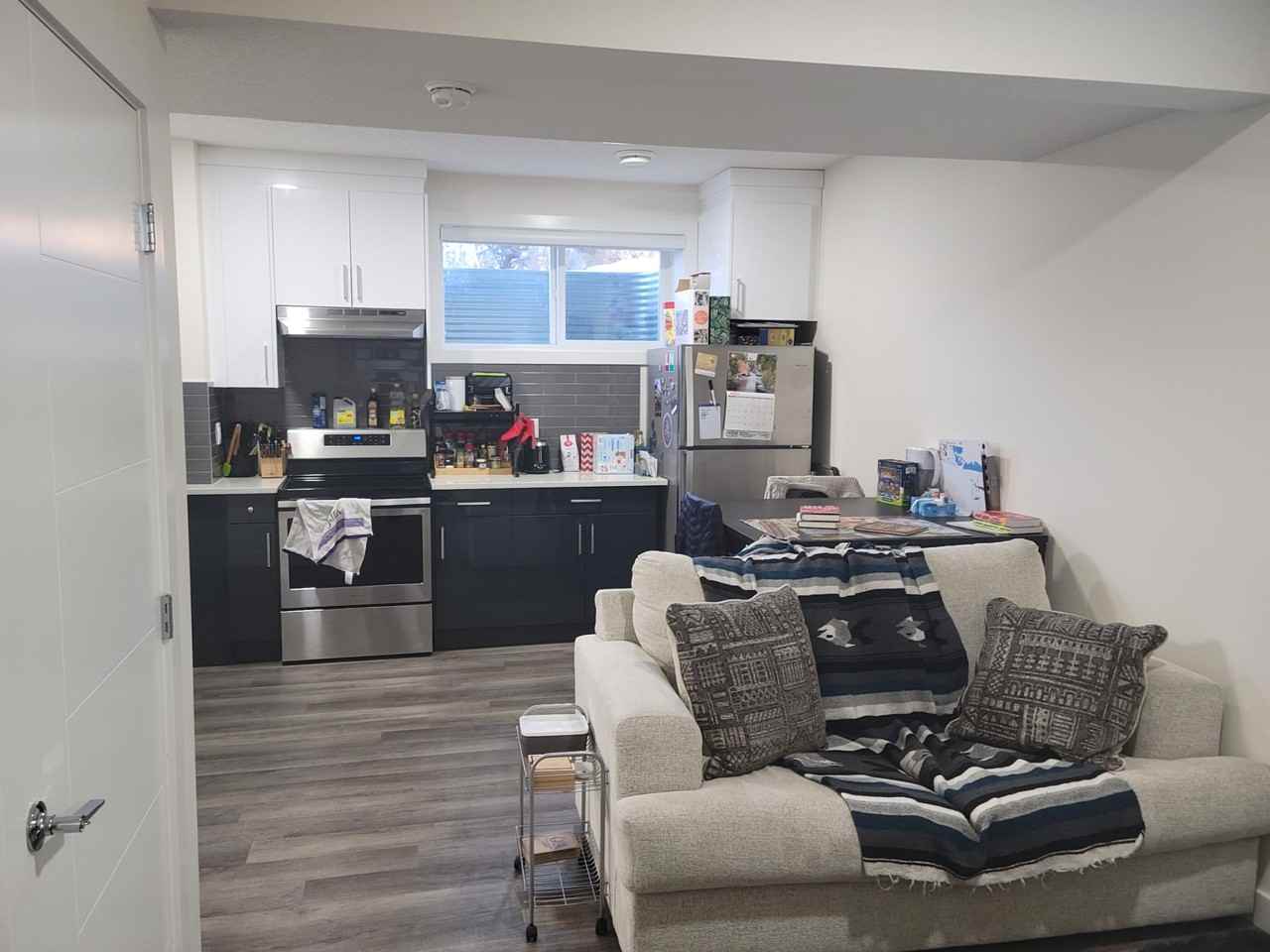 6728 106 Street - Photo 2 of 9