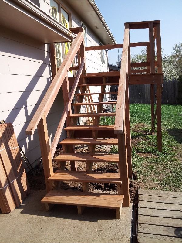 825 Gallup Rd - Photo 2 of 10