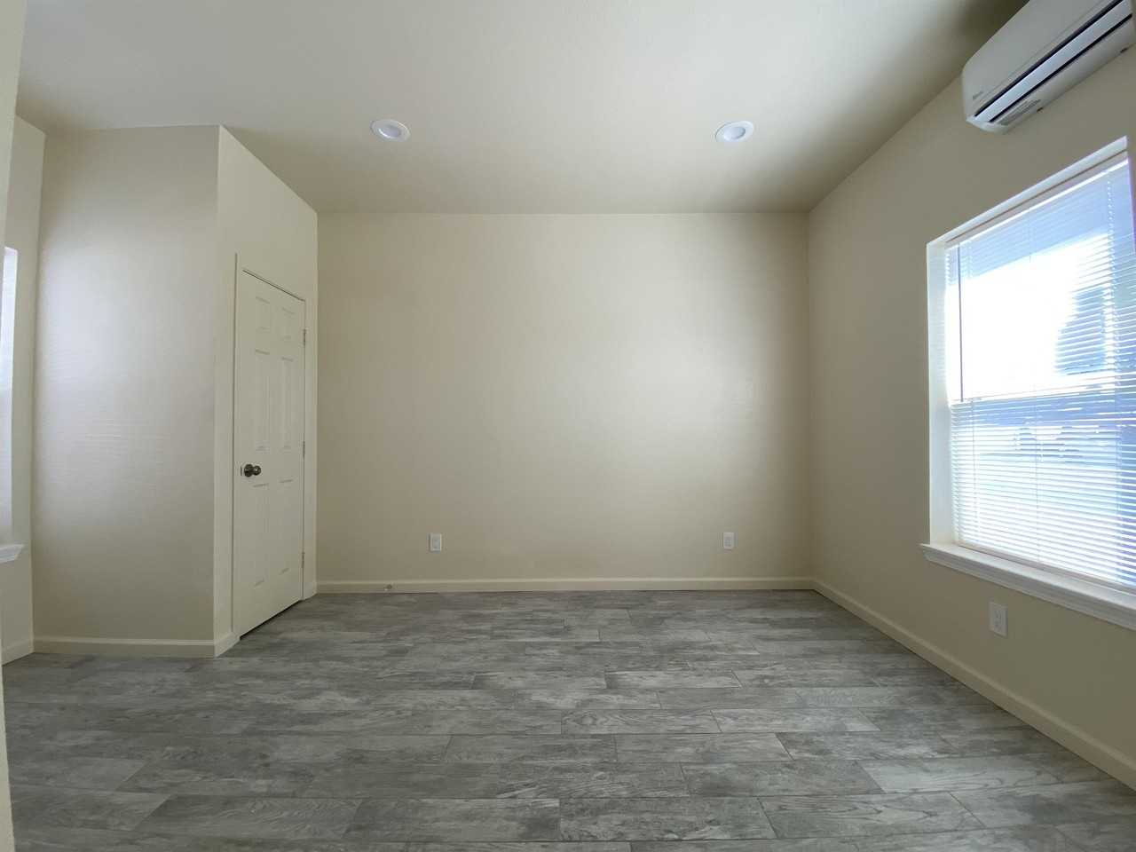 4666 Fleming Way #A - Photo 5 of 18