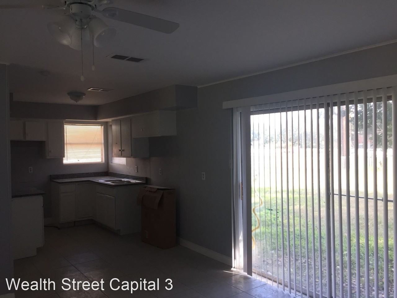 116 Oak St - Photo 3 of 7