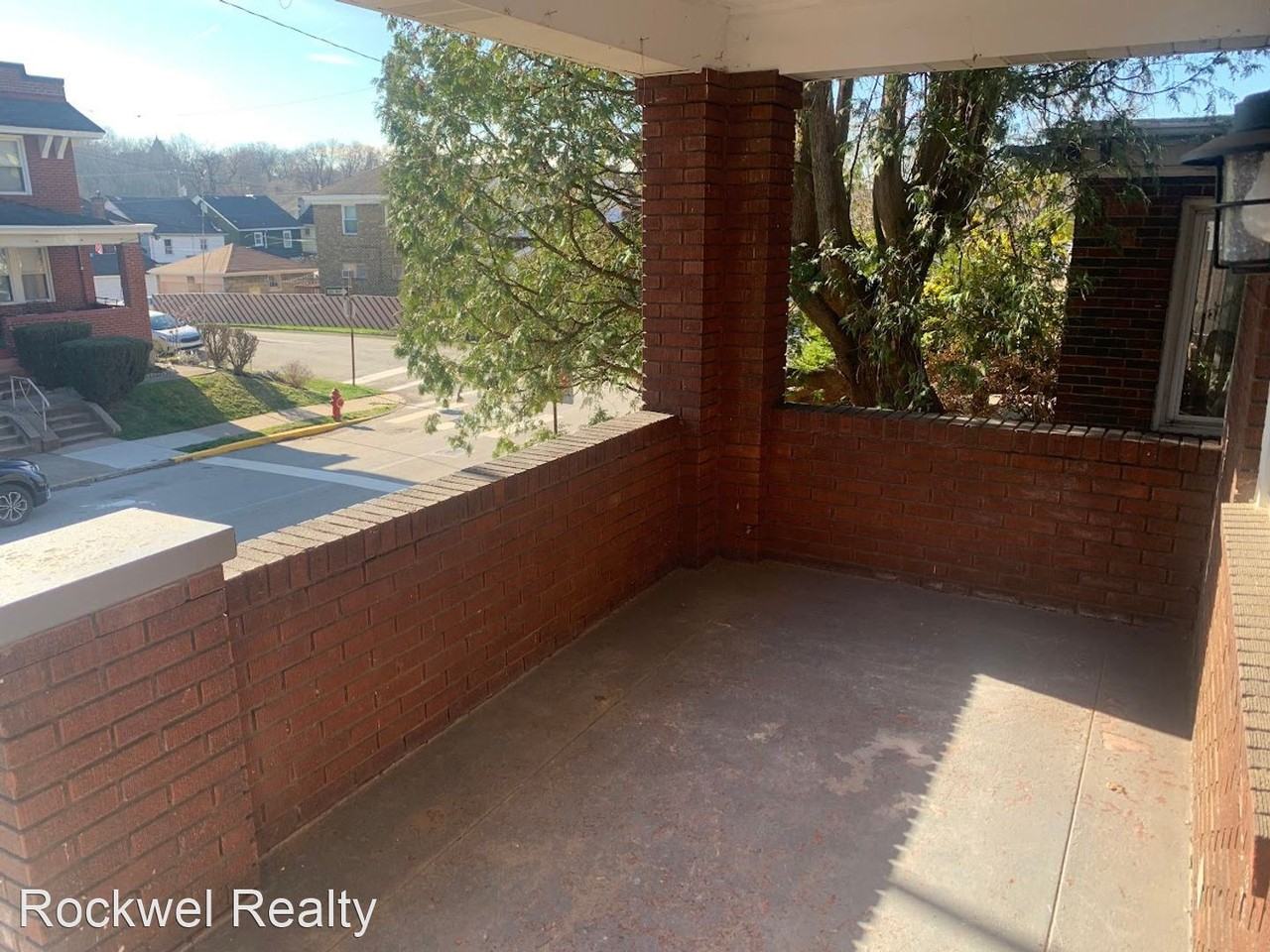 1605 Jancey St - Photo 3 of 23