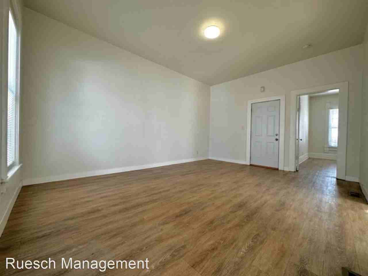 1130 Pine St - Photo 2 of 14