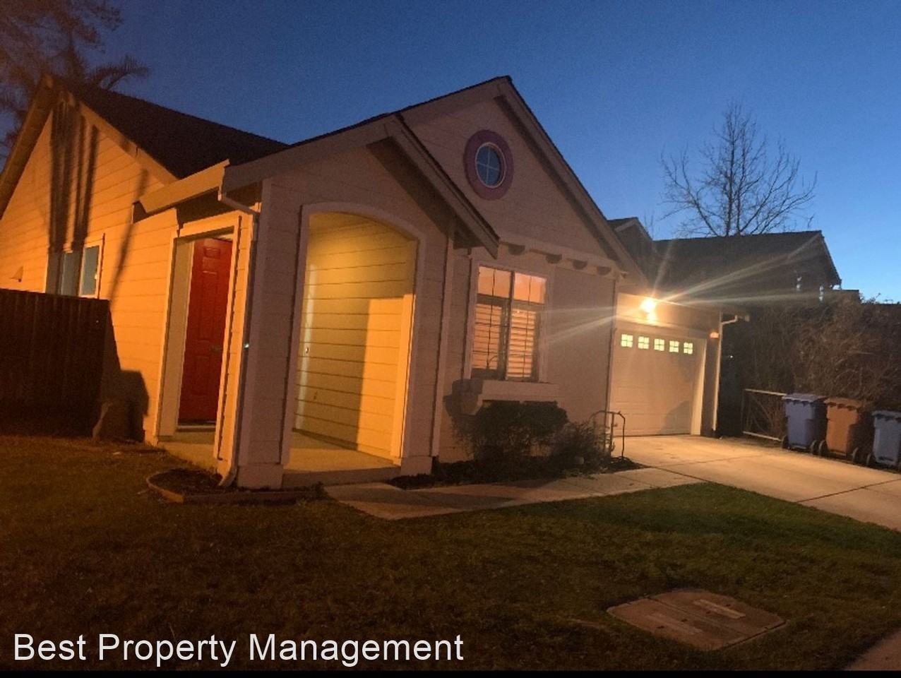 242 Lawrence Ln - Photo 3 of 19