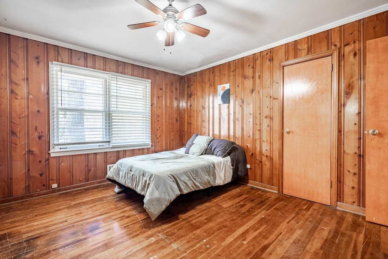 Susan Dr Sw - Photo 2 of 17