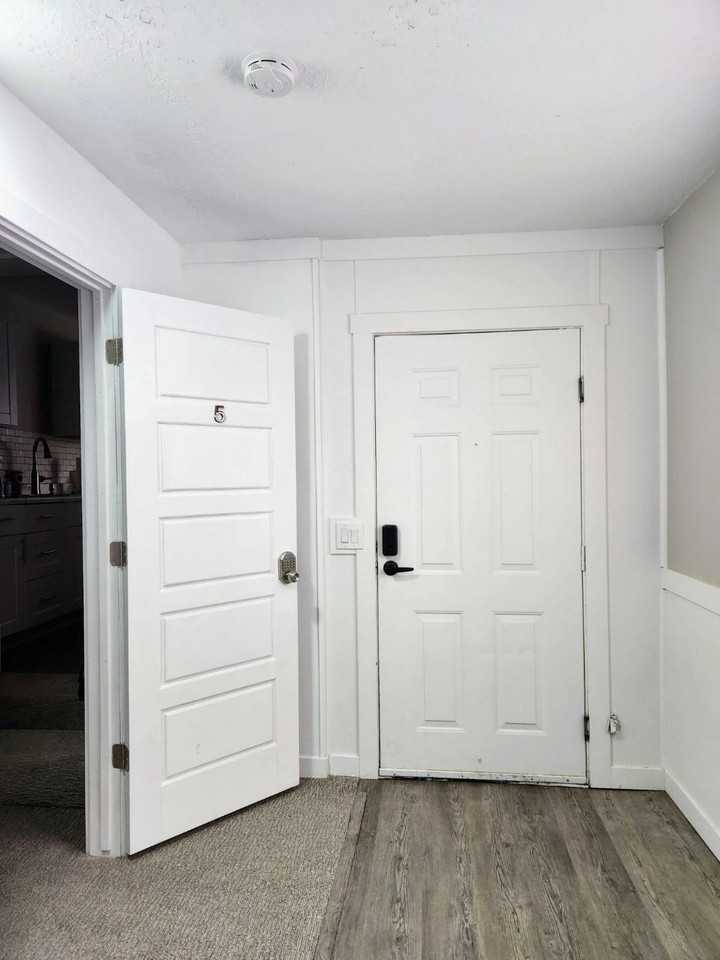 S 3080 W - Photo 3 of 13