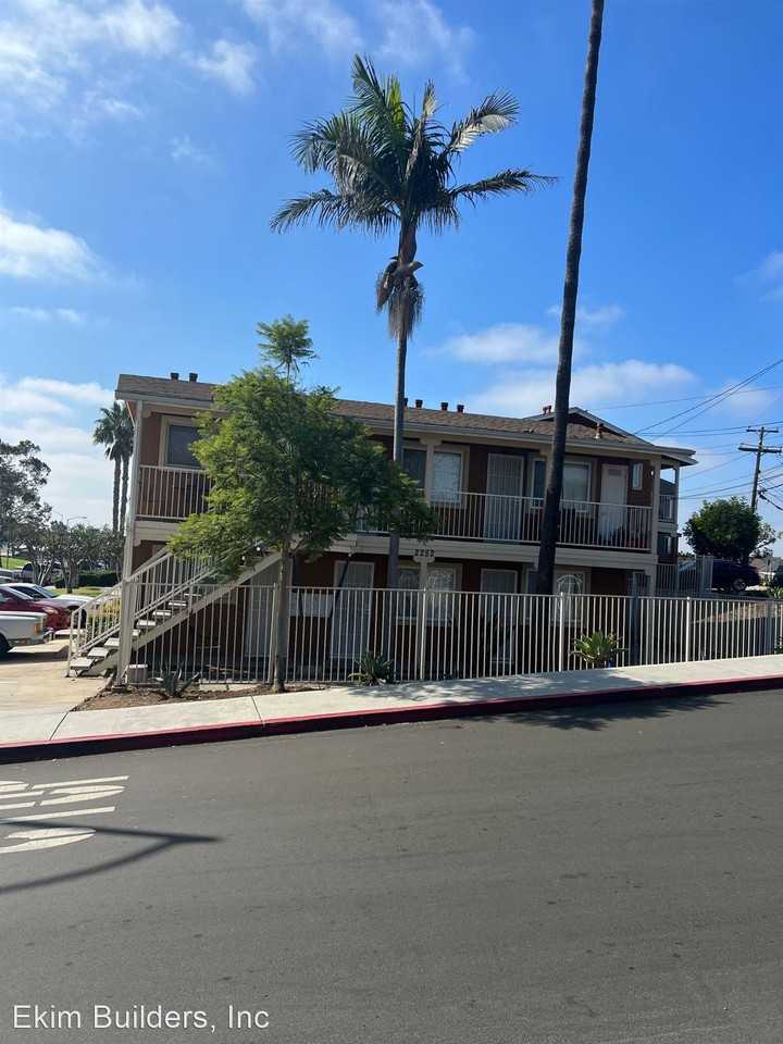 Morley-18 Apartments - Photo 2 of 2