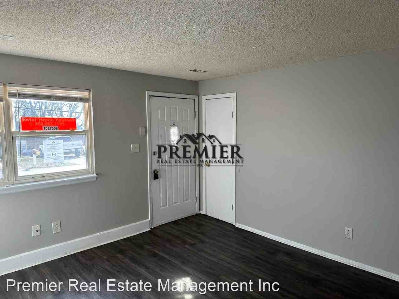 630 N Hocker Ave. - Photo 2 of 9