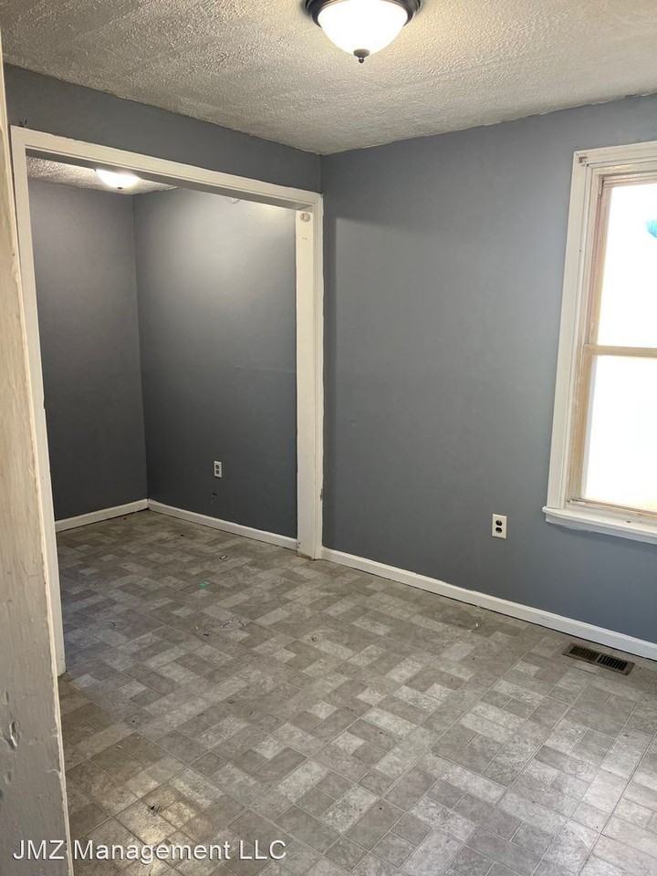 49 Salliotte Rd - Photo 2 of 7