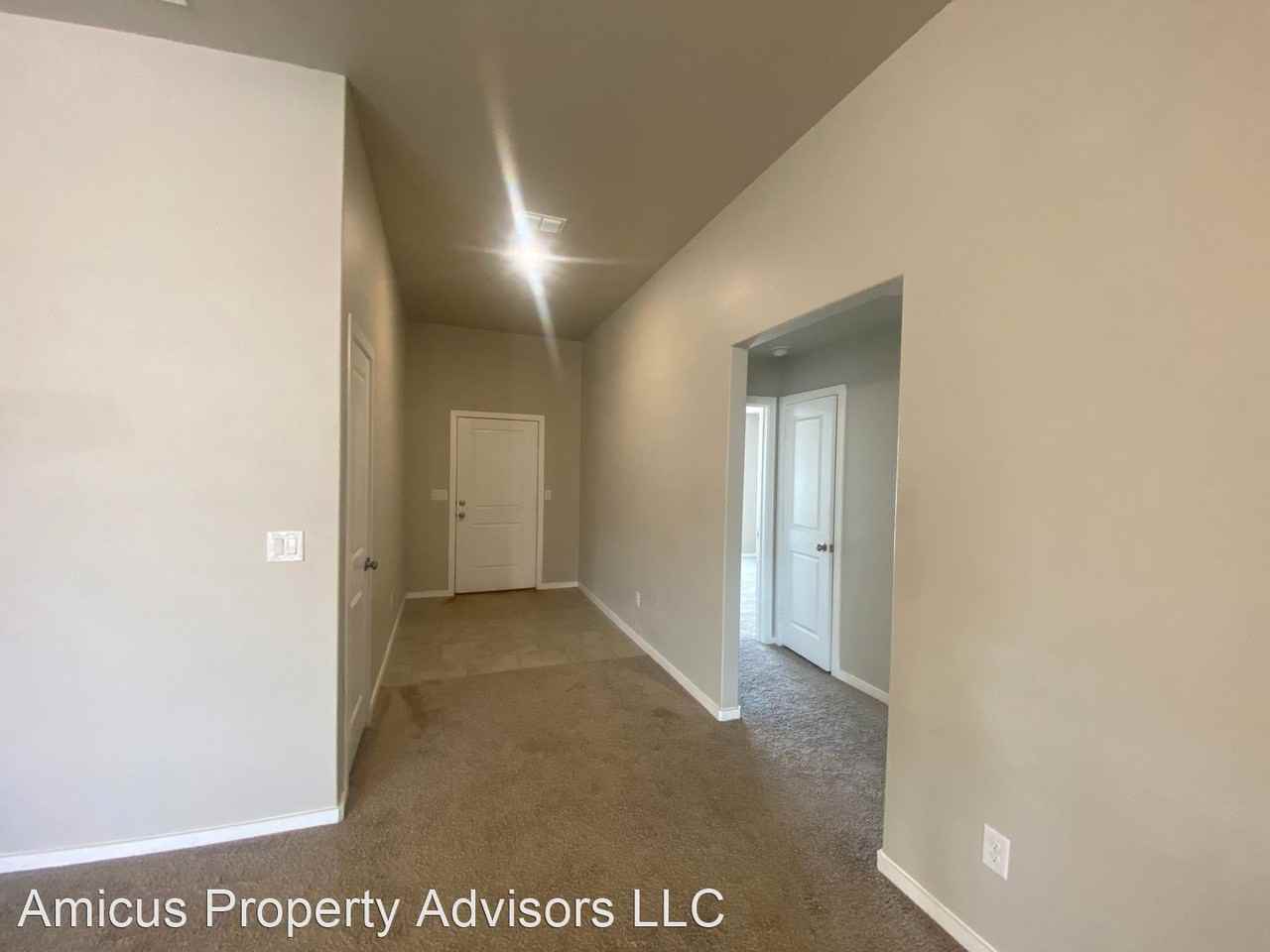 13703 Terrell Ave - Photo 3 of 23