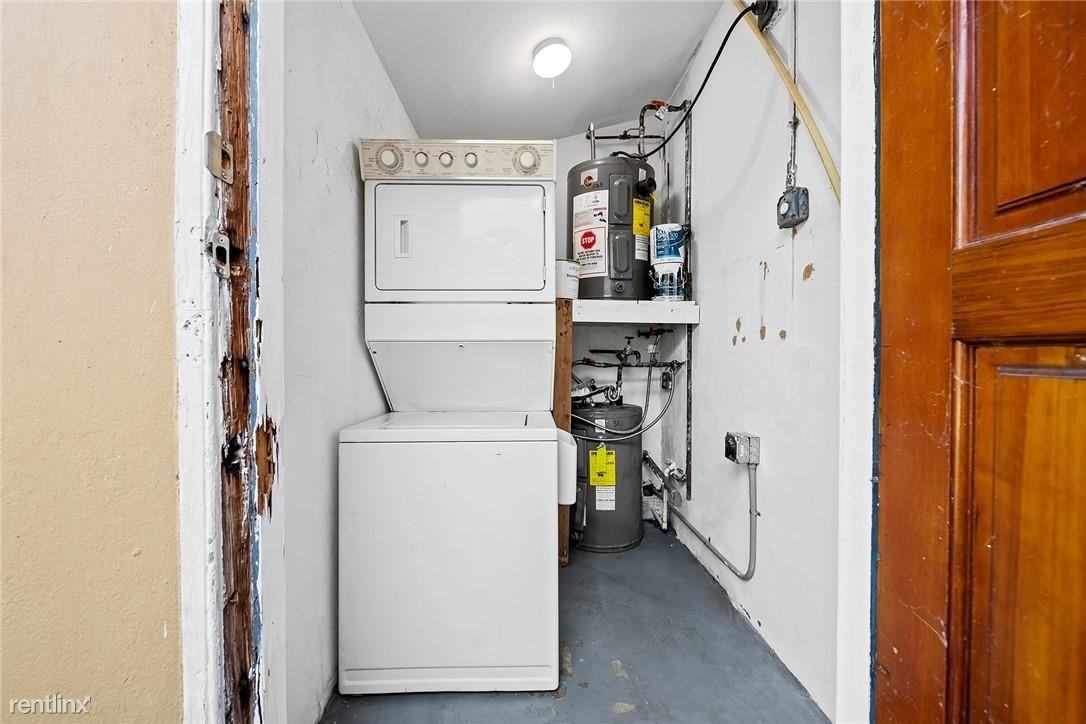 583 Nw 17th Pl - Photo 2 of 10