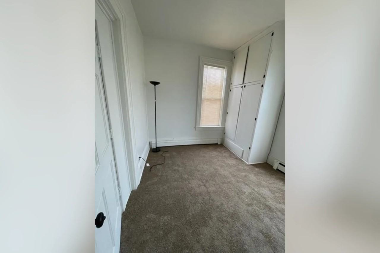 430 W Conant St - Photo 3 of 4