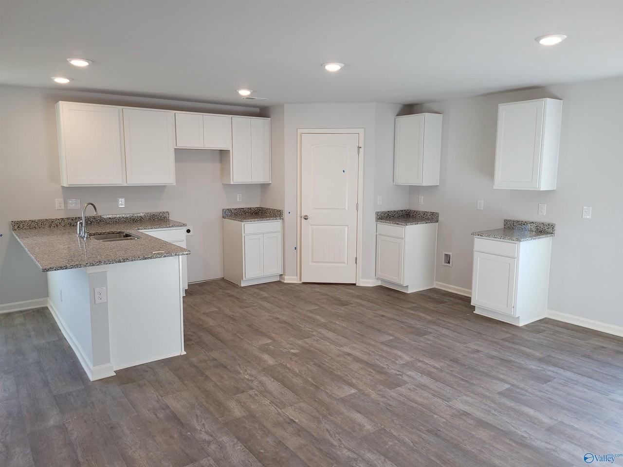 21668 Tillman Mill Rd - Photo 2 of 12