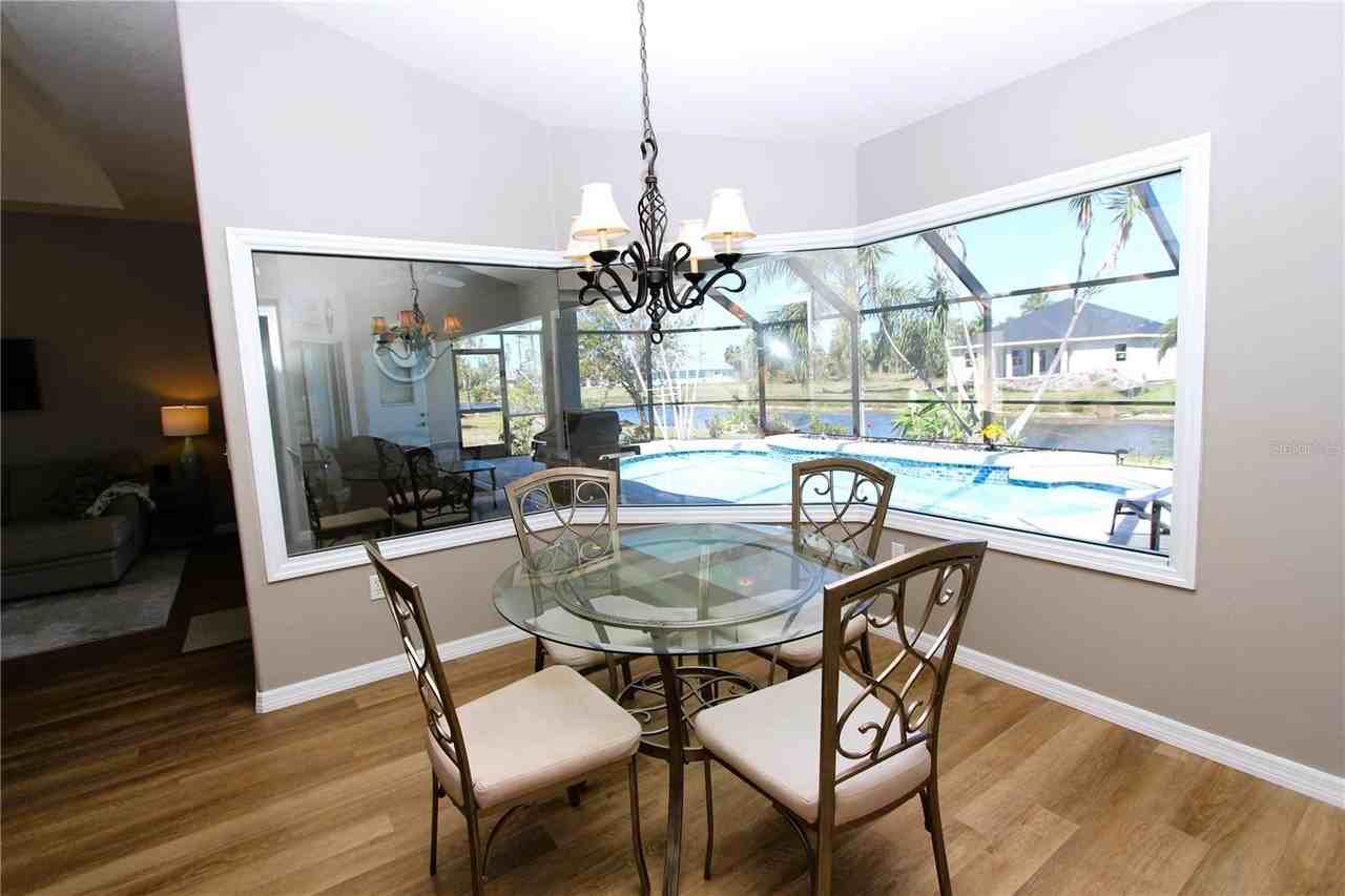 42 Mark Twain Lane - Photo 5 of 23