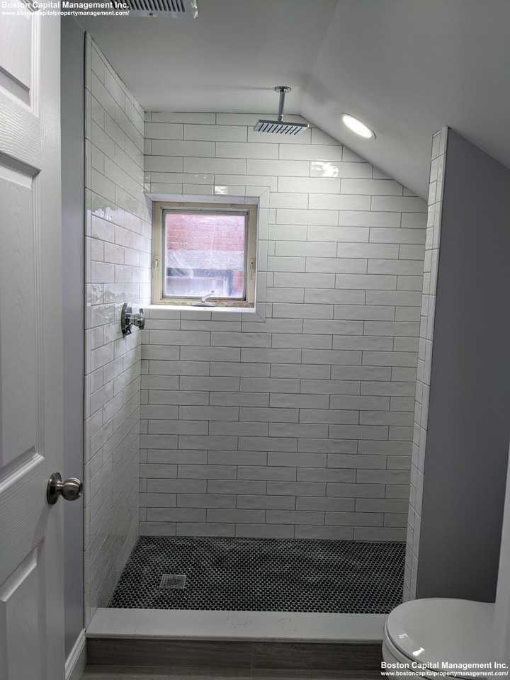 71 Trenton St #3 - Photo 7 of 8