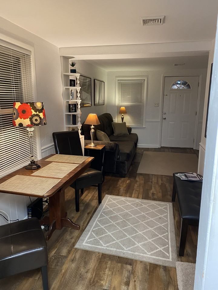 230 West Middle Street - Photo 2 of 15