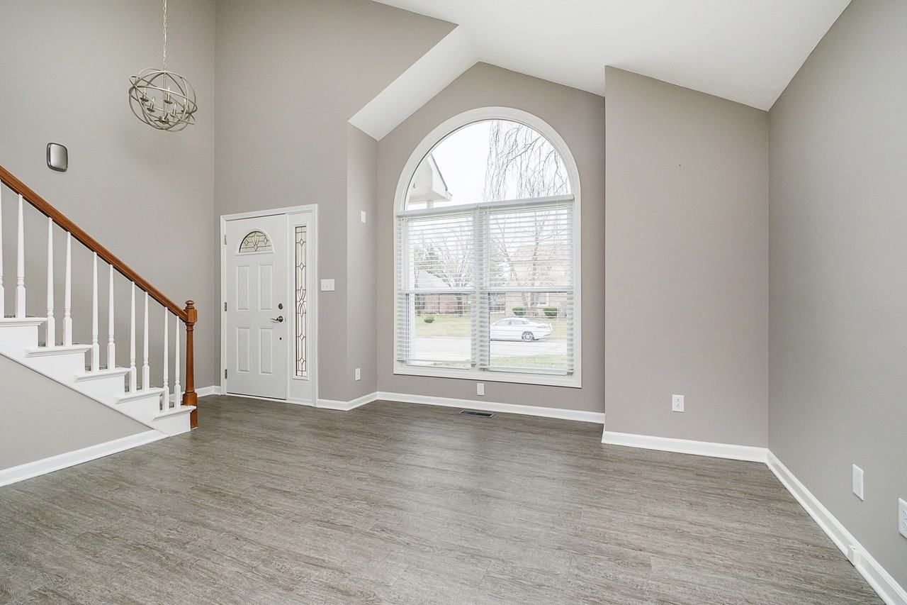 11682 Capistrano Dr - Photo 3 of 28