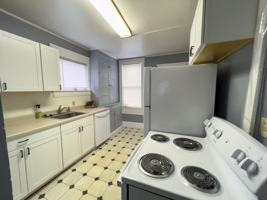 featured image of 921 Linden Grove Ave #1