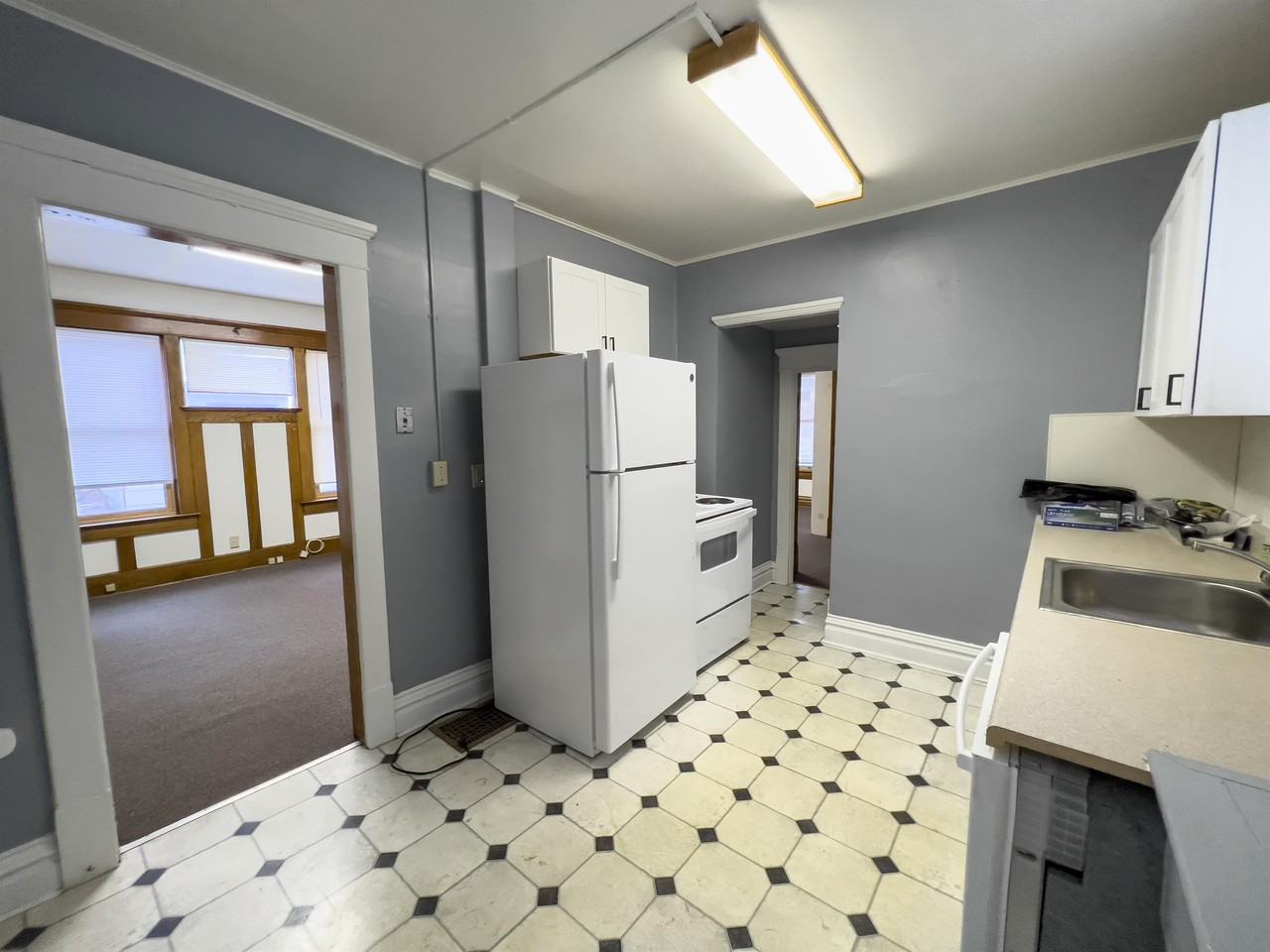 921 Linden Grove Ave #1 - Photo 2 of 10