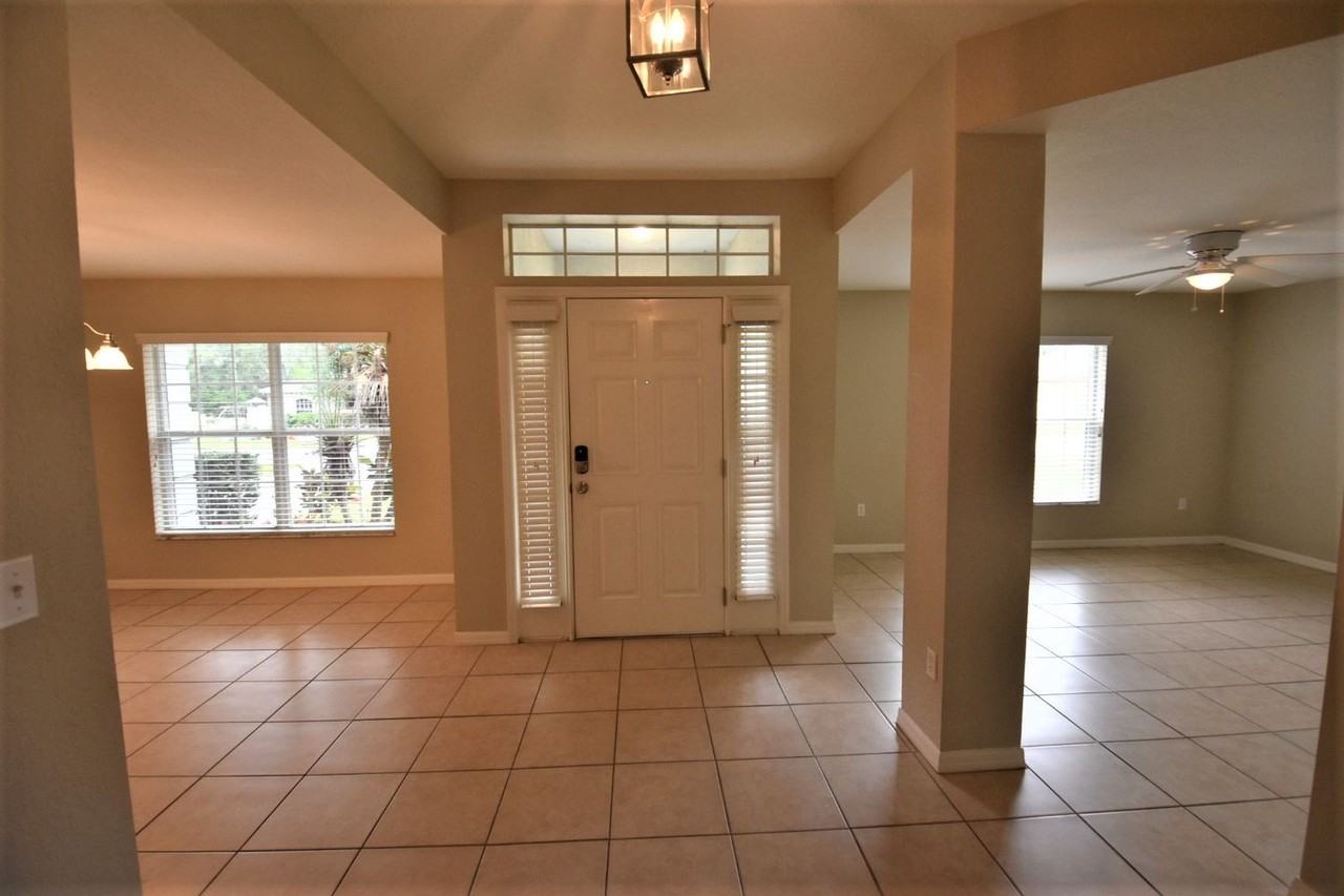 2969 Blackwater Oaks Dr - Photo 2 of 14