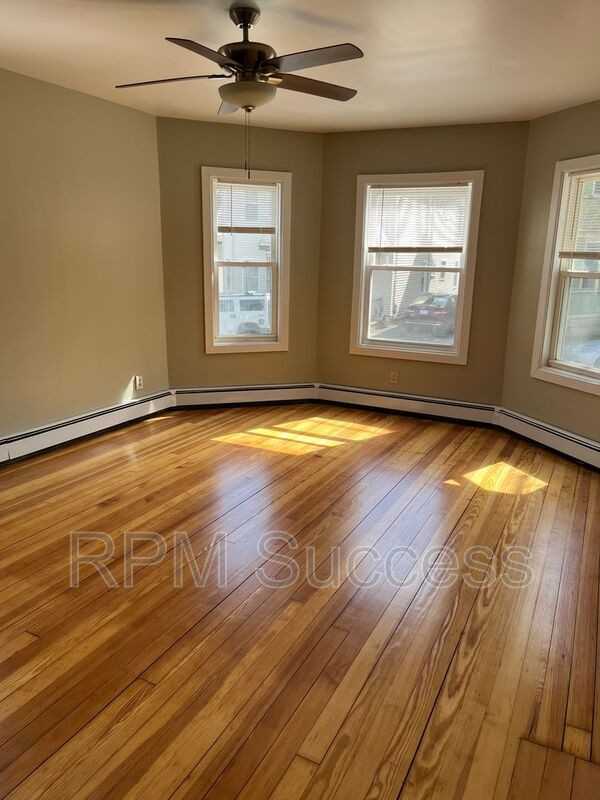 199 Earle St #1