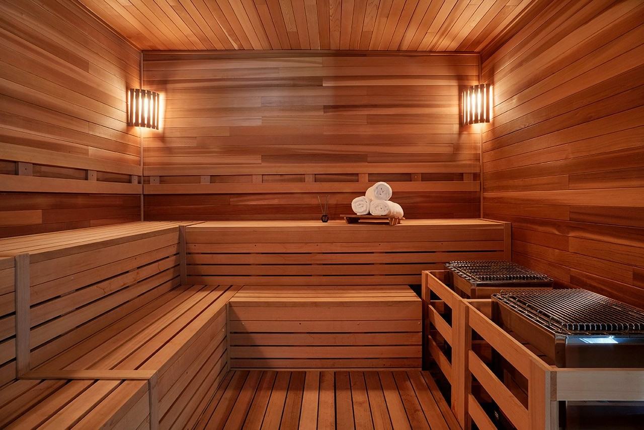 Ten Thousand - Photo 7 of 47