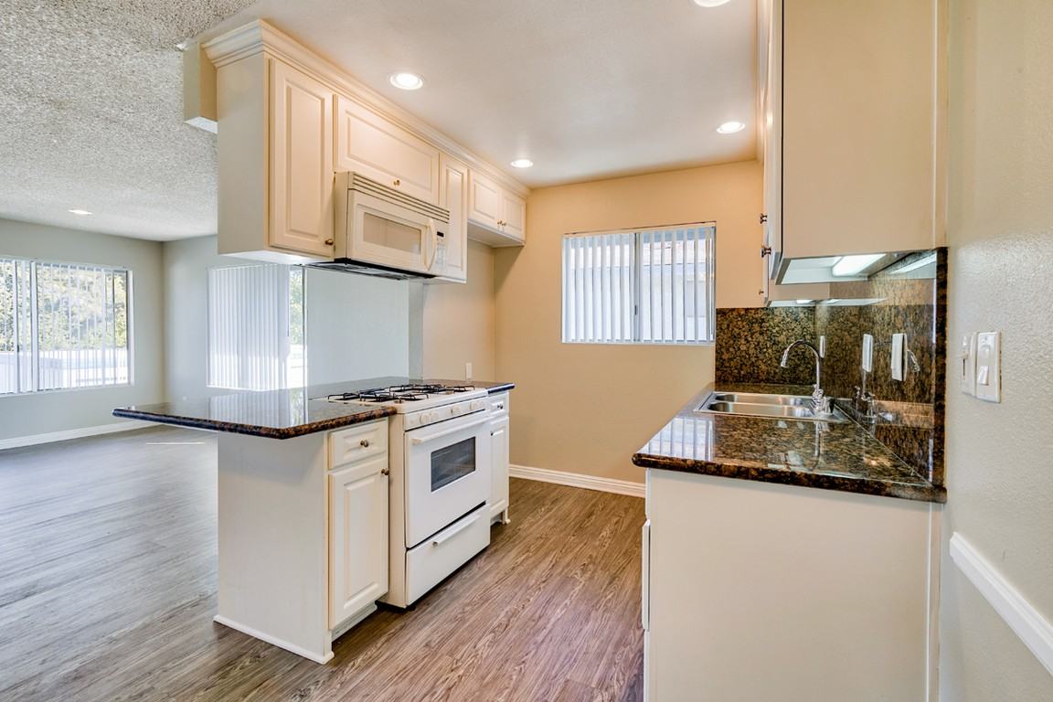 Coteau Ridge - Photo 3 of 14