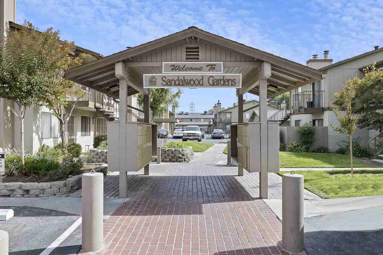 Sandalwood Garden Apartments 3880 N Fruit Ave, Fresno, CA 93705 Zumper