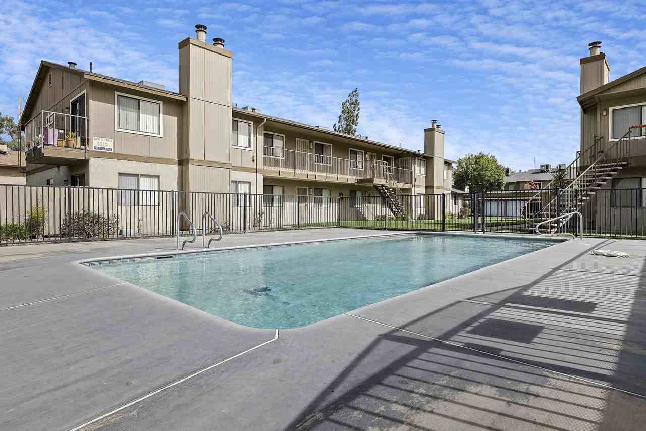 Sandalwood Garden Apartments 3880 N Fruit Ave, Fresno, CA 93705 Zumper