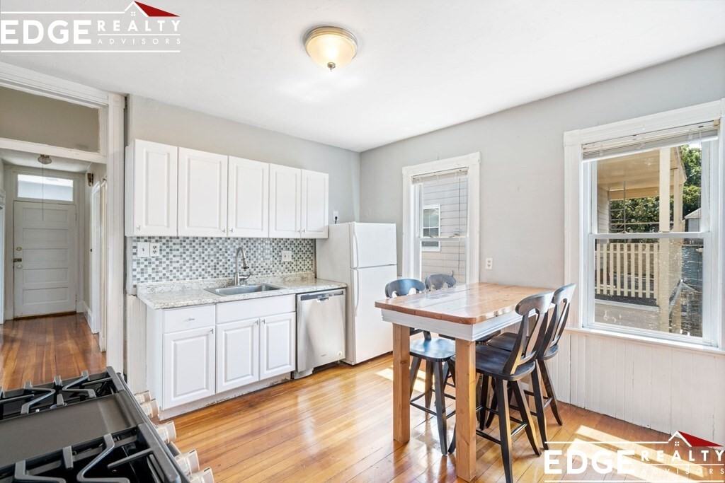 71 Neponset Ave #3 - Photo 3 of 17