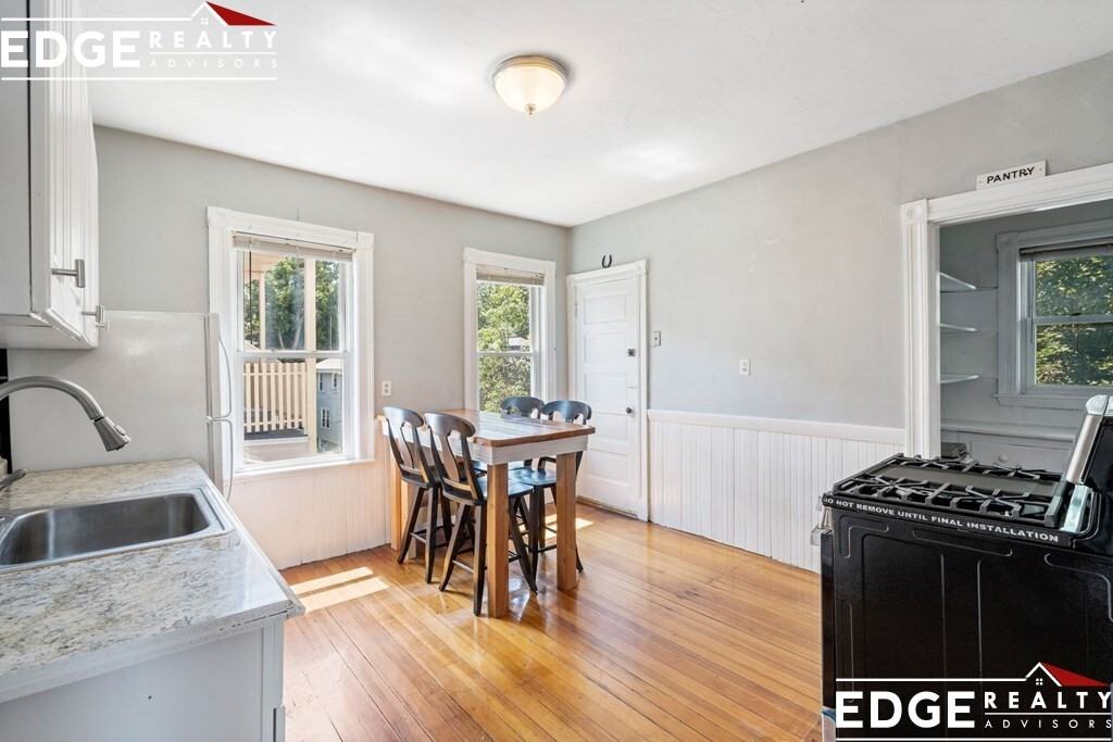 71 Neponset Ave #3 - Photo 4 of 17