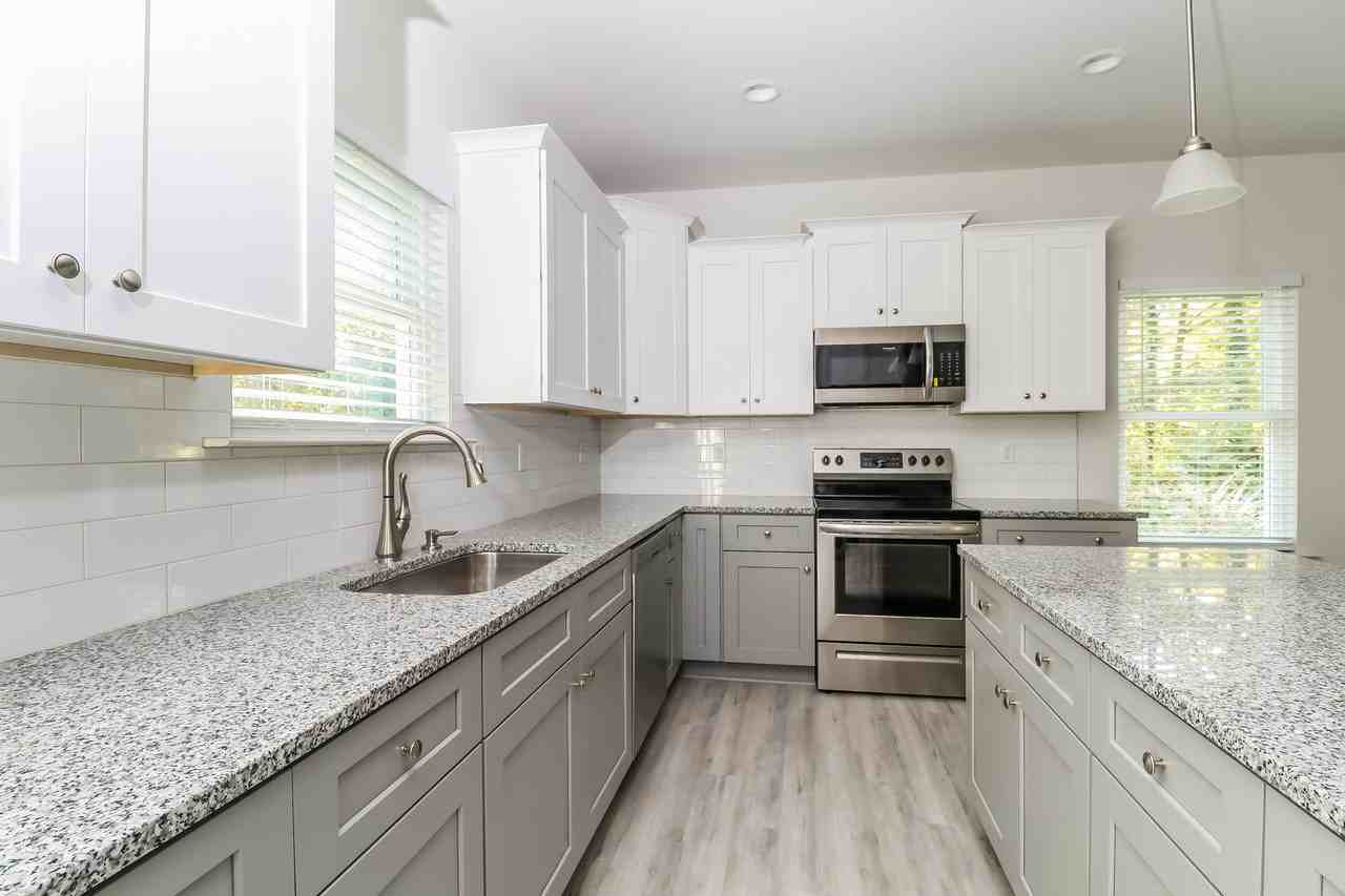 320 N Vance St - Photo 6 of 14