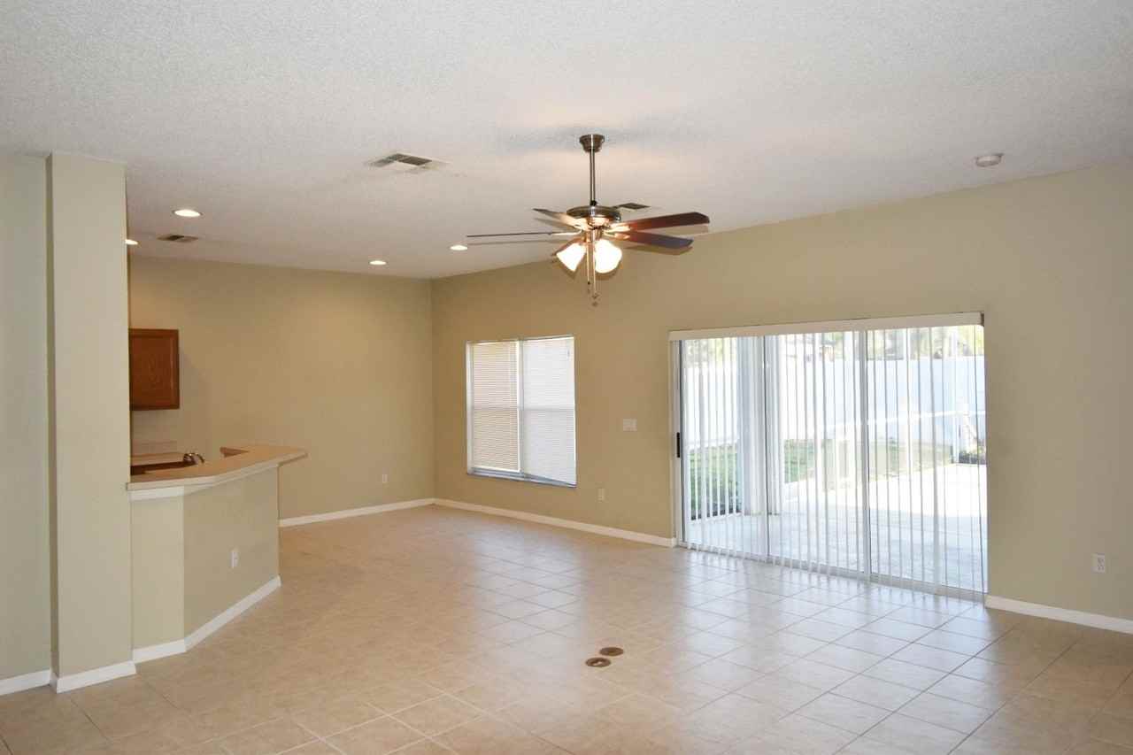 2644 Coldstone Ln - Photo 3 of 13