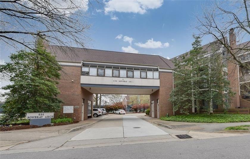696 Mowbray Arch #540 - Photo 2 of 10
