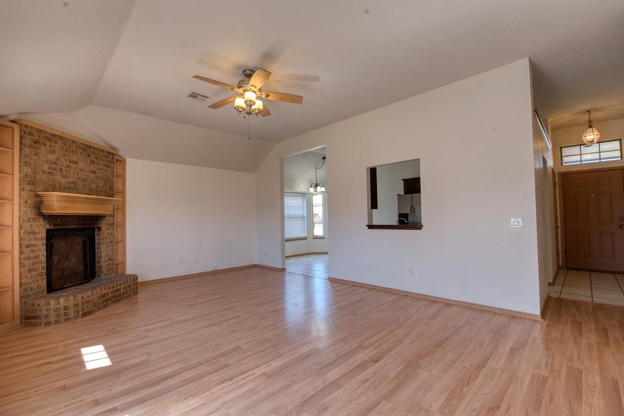 1220 Eastridge Dr #1 - Photo 2 of 21