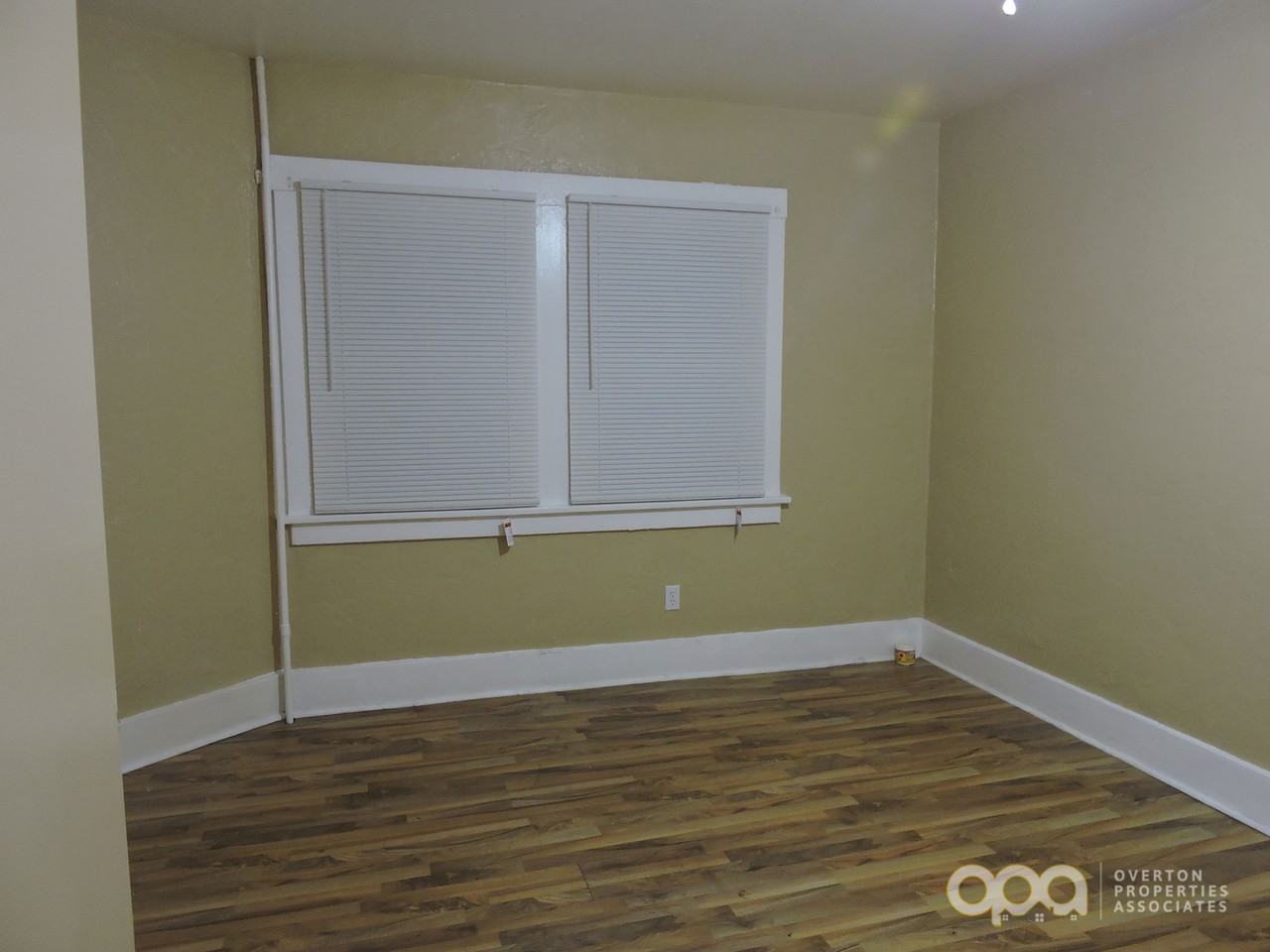 211 Spencer Ave #FL1 - Photo 5 of 10