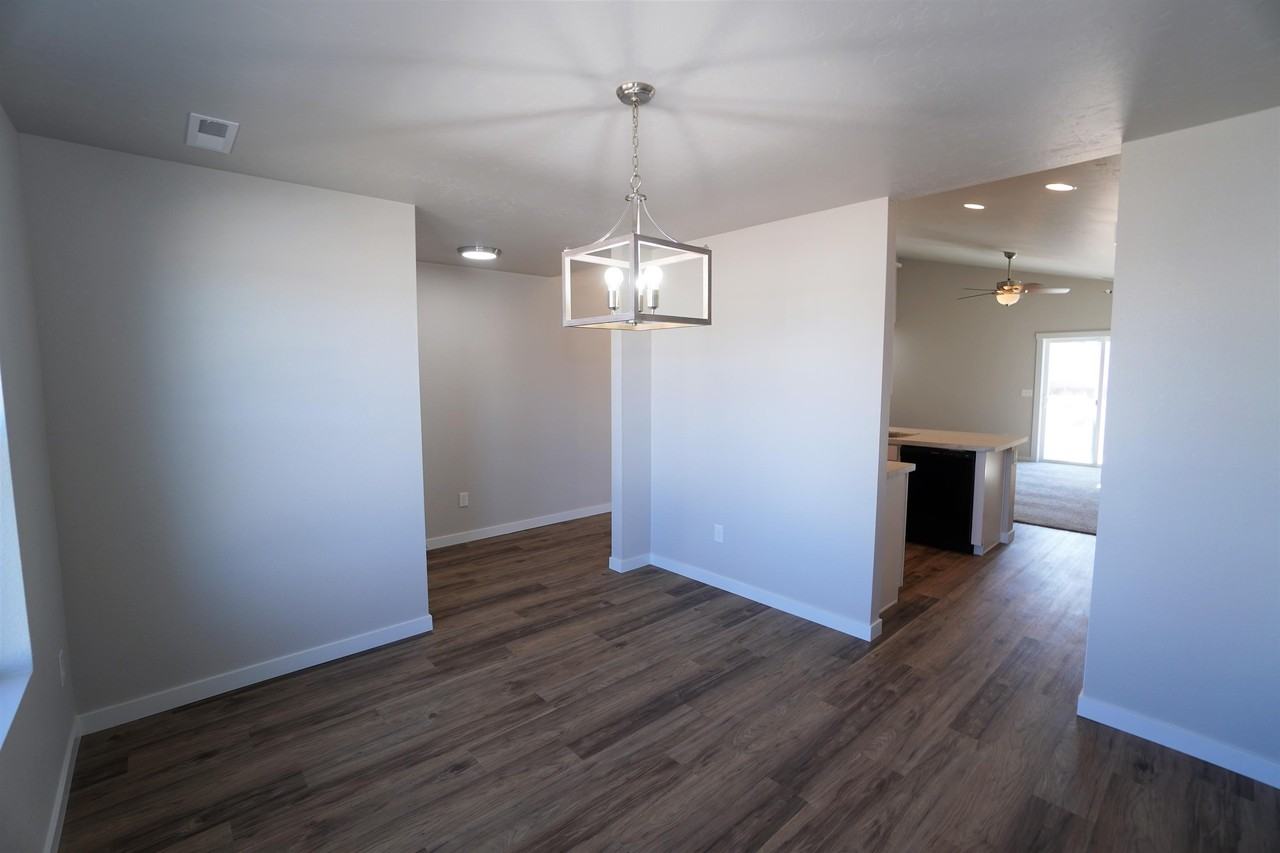 3047 W Dark Sky St #1 - Photo 3 of 29