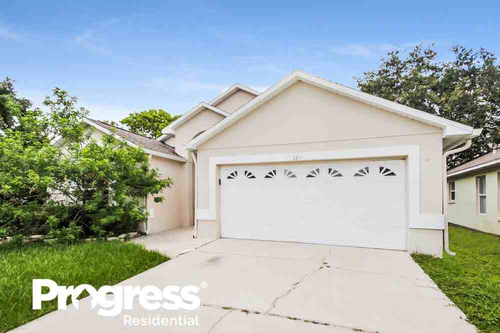 3237 Harpers Ferry Ct - Photo 3 of 21