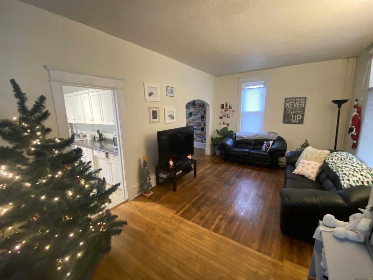 2067 Dayton Ave #1 - Photo 2 of 9