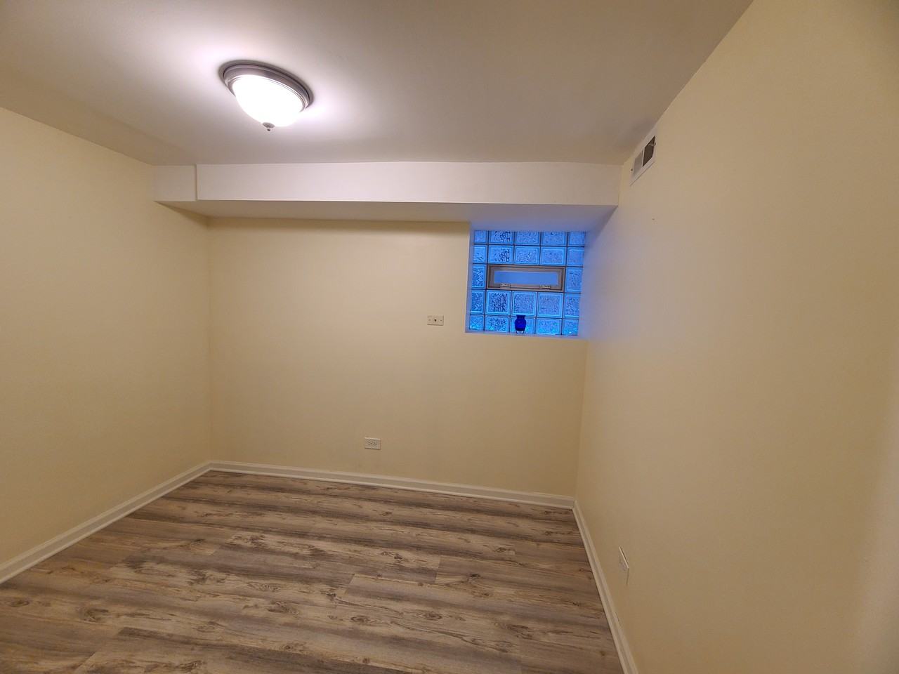 4642 North Saint Louis Avenue #B - Photo 6 of 14