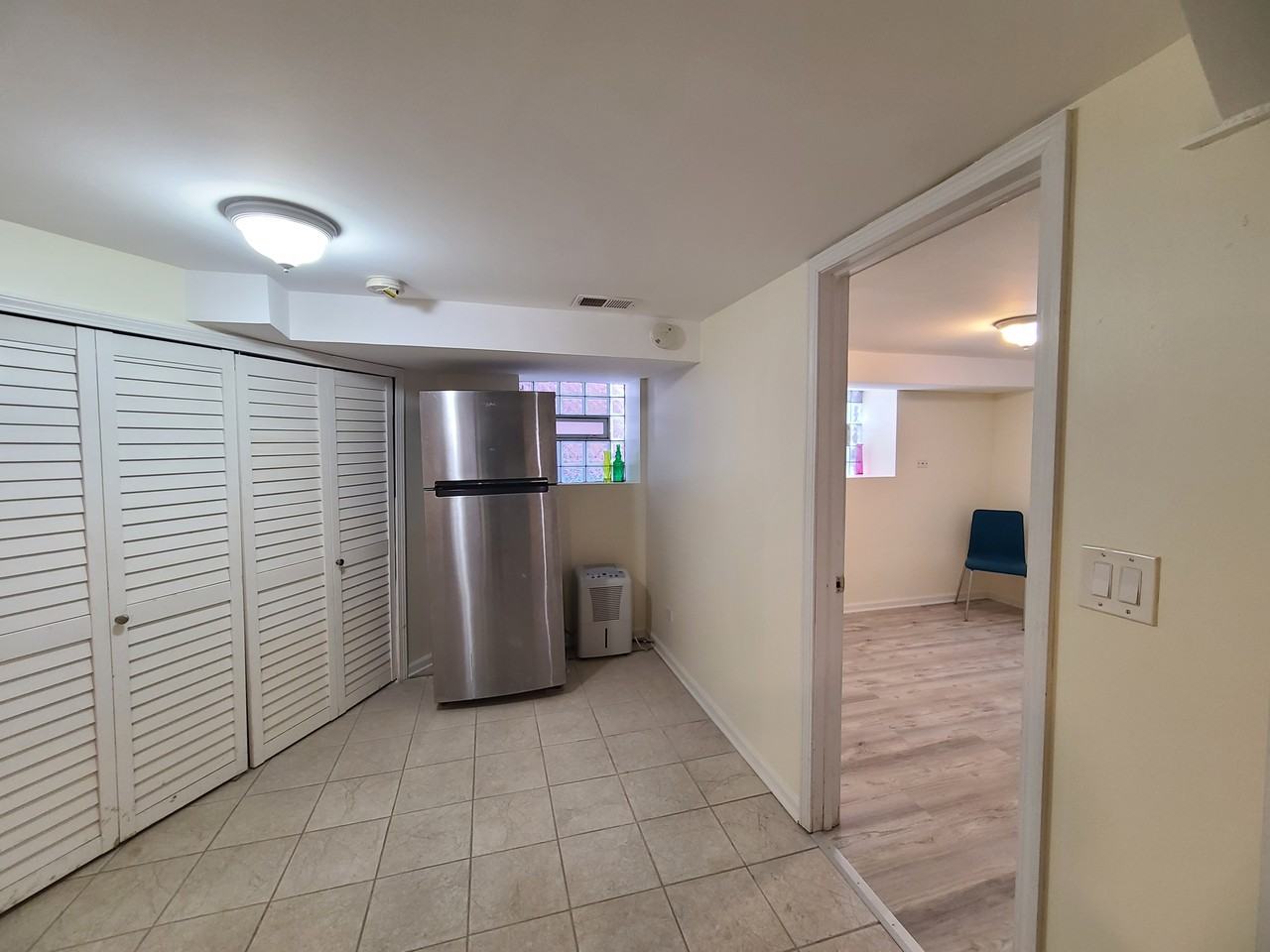 4642 North Saint Louis Avenue #B - Photo 3 of 14