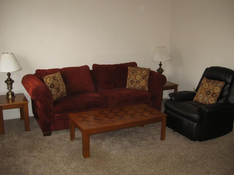 Shady Lane Apts - Soldotna - Photo 3 of 7