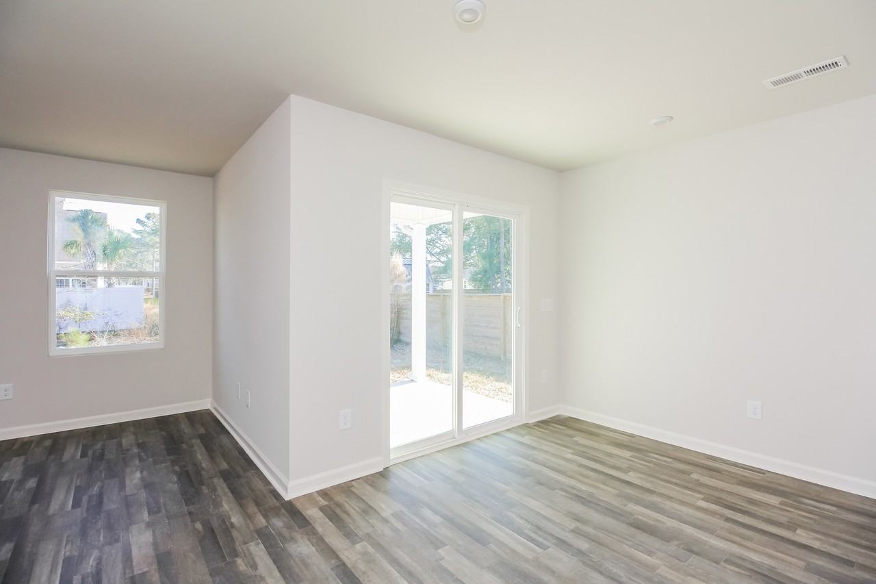 2183 Bayside Dr SW - Photo 6 of 16